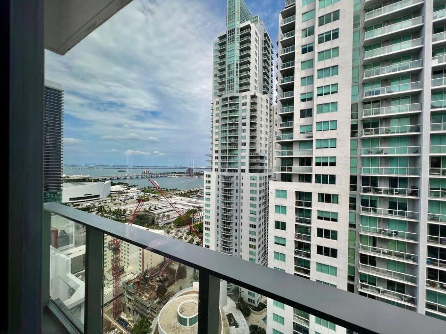 Spacious Studio In The Heart Of Downtown Miami Apartment Exterior foto