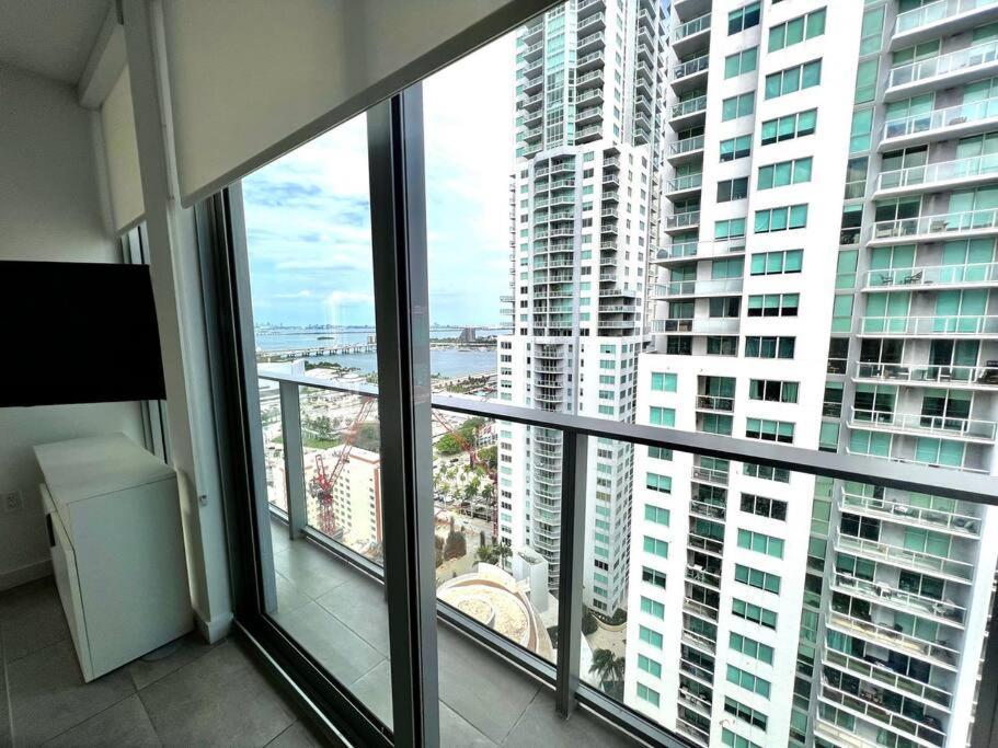 Spacious Studio In The Heart Of Downtown Miami Apartment Exterior foto